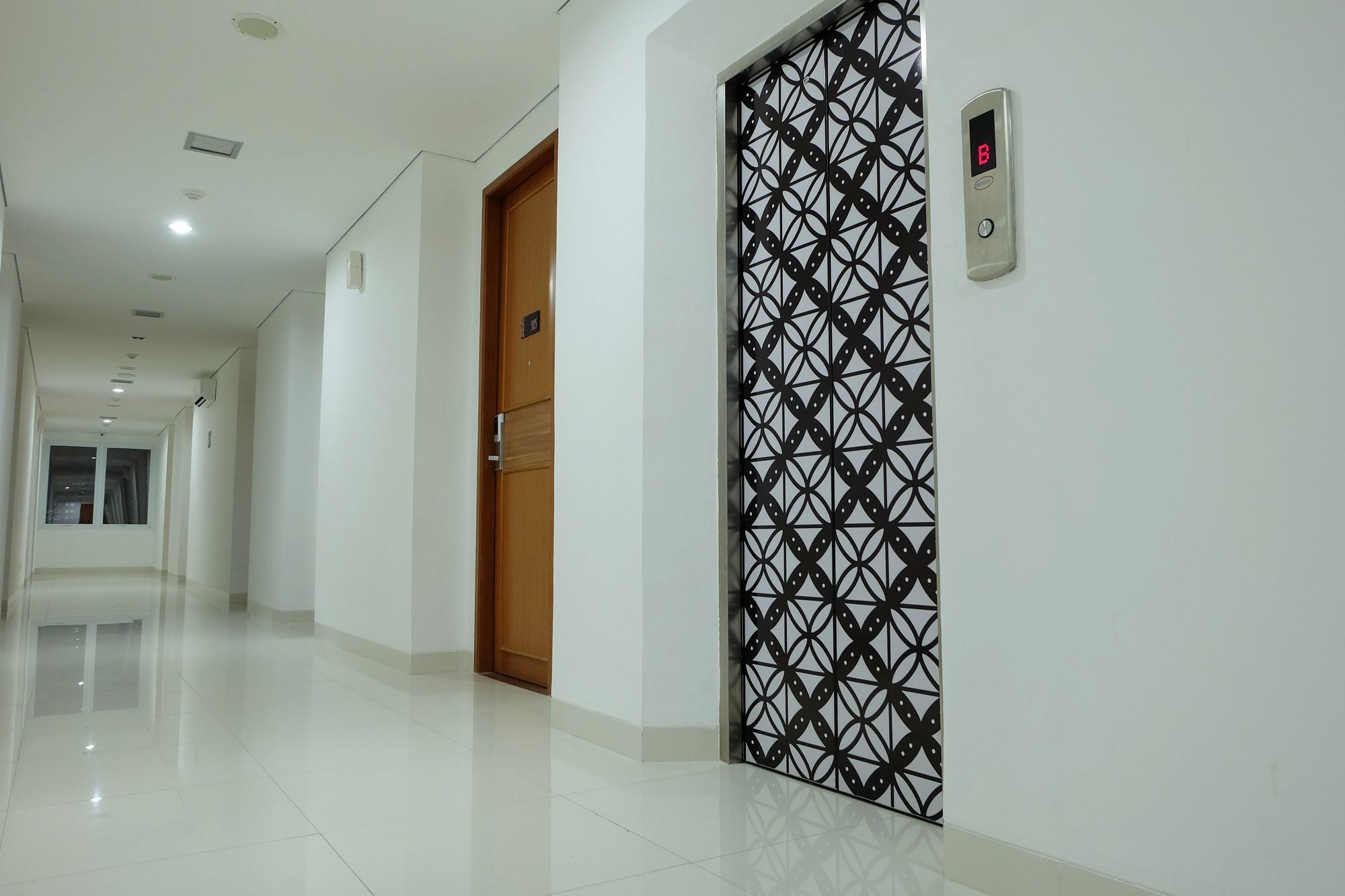 Zen Rooms Mandiri Mansion Galaxy Mall Surabaya Exterior photo