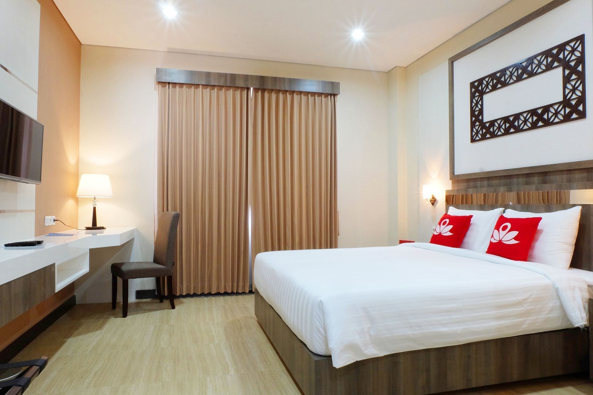 Zen Rooms Mandiri Mansion Galaxy Mall Surabaya Exterior photo